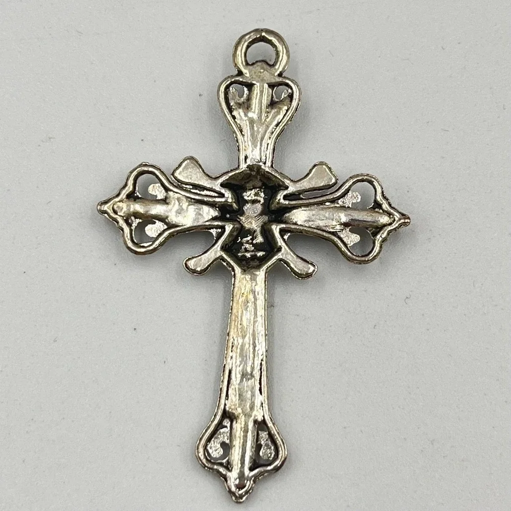 VTG Gothic Skull & Crossbones Filigree Cross Pendant Silver Tone Retro Biker Y2K